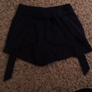 Forever 21 navy shorts